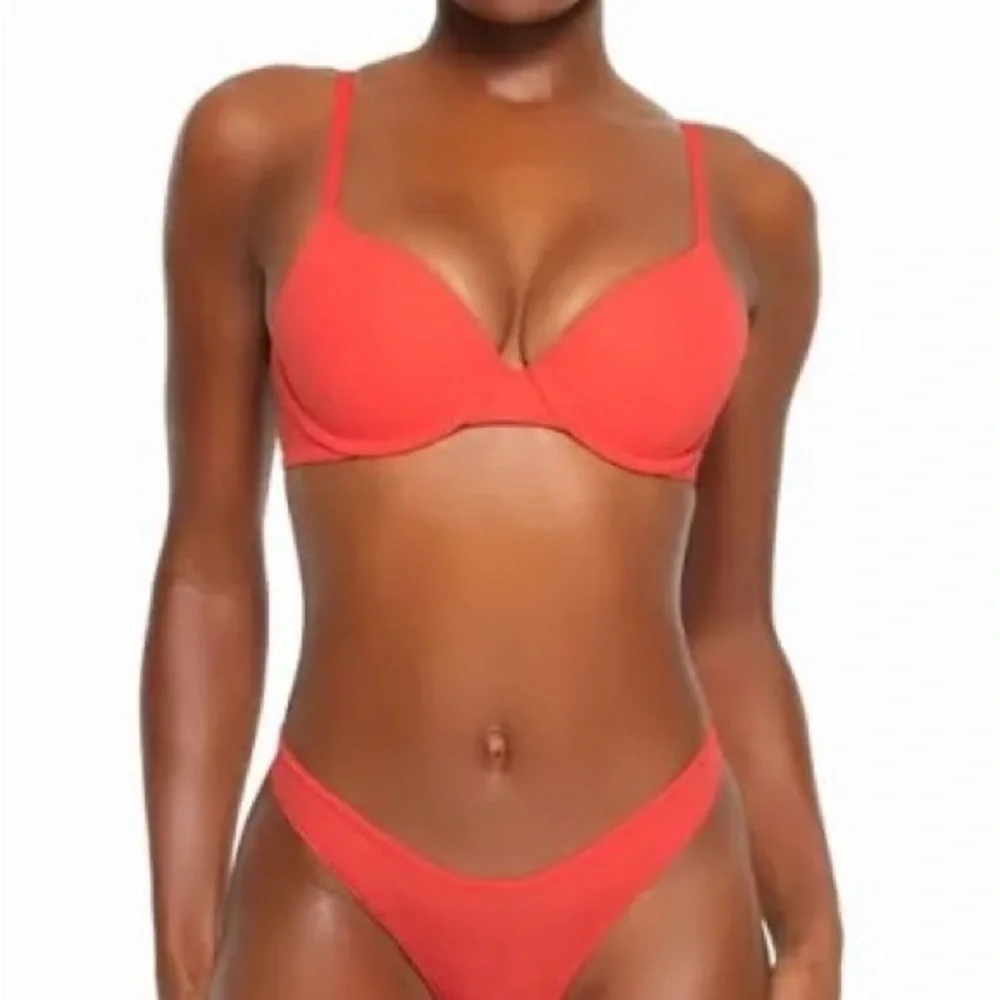 SKIMS Sculpted Underwire Bra - Coral Red 44a New